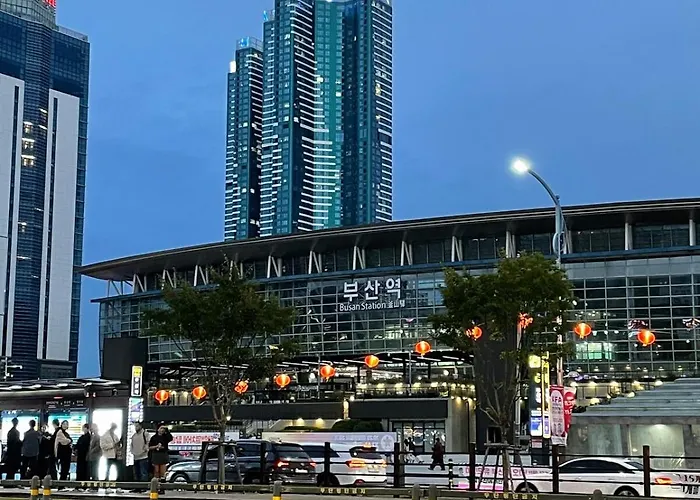 B #busanstation #ktx #subway #3rooms #8people