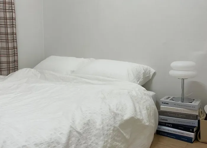 B #busanstation #ktx #subway #3rooms #8people Apartment Busan
